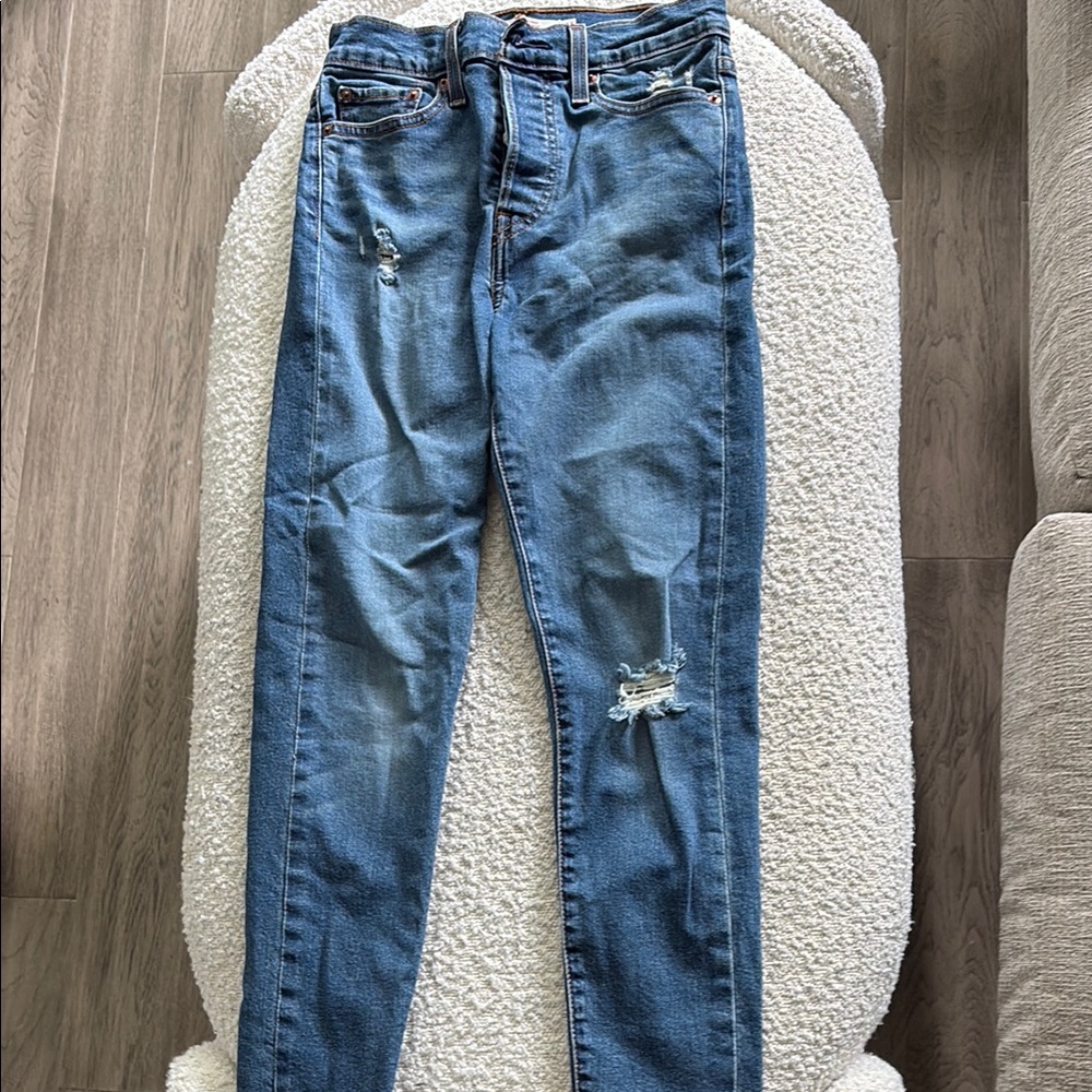 Levi’s wedgie skinny jeans